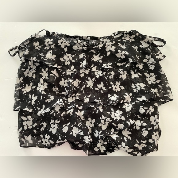 Torrid floral blouse - Picture 4 of 9
